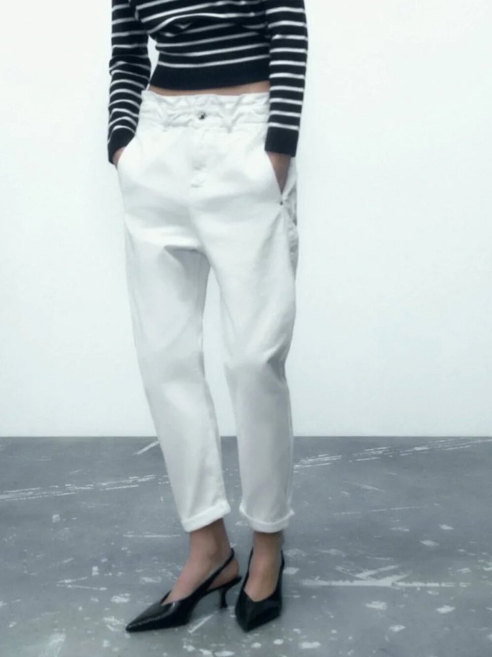 Zara High‎ Waisted Paperbag Baggy White Jeans Z1975 Size US 12